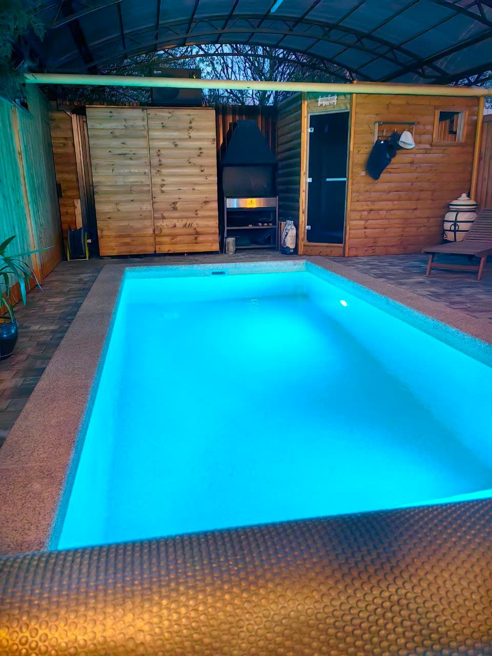 Пентхаус в центре Краснодара - бассейн в Краснодаре